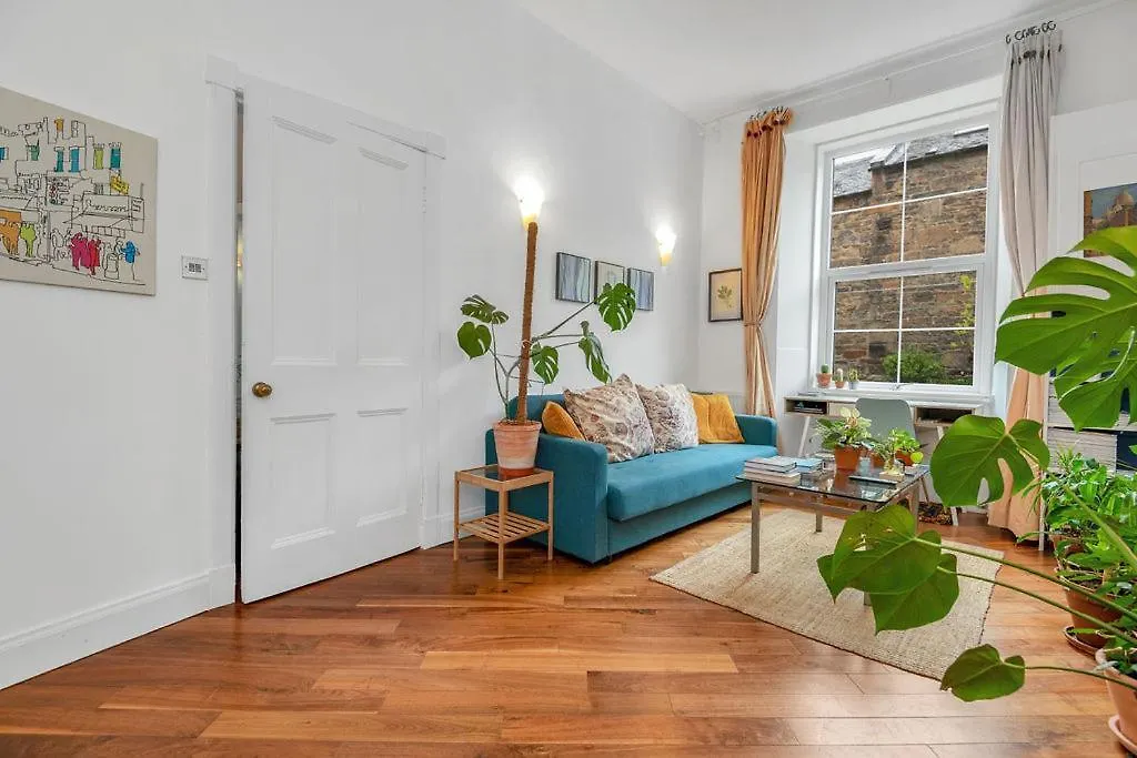 Homely Apartment In Trendy Stockbridge Edinburgh United Kingdom